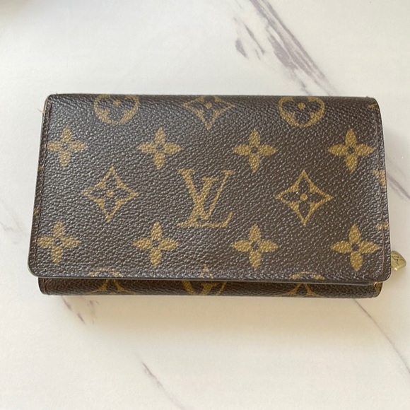 Louis Vuitton wallet - Picture 1 of 7
